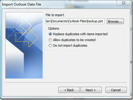 استيراد ملف بيانات Outlook