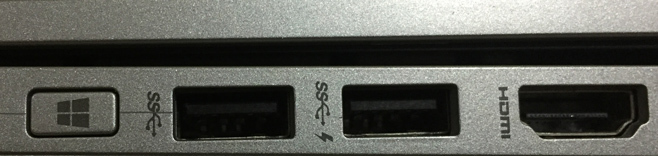 USB csatlakozó